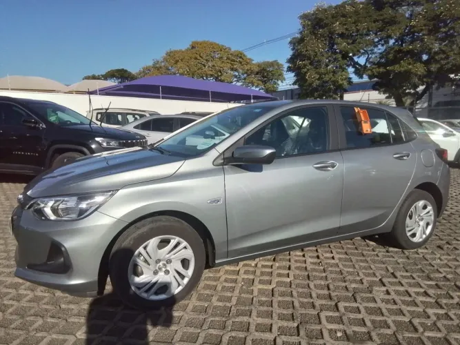 Chevrolet Onix Hatch LT 1.0 12V Flex Mec. 4P 2025