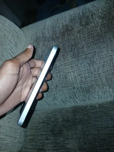 IPHONE 16e 128gb