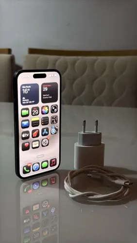 Troco iPhone 15 de 256GB