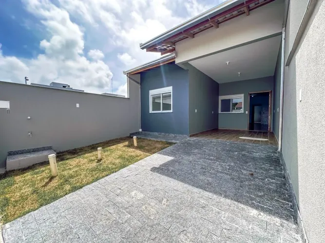 Casa com 3 dormitórios à venda, 92 m² por R$ 640.000 - Itacolomi - Balneário Piçarras/SC