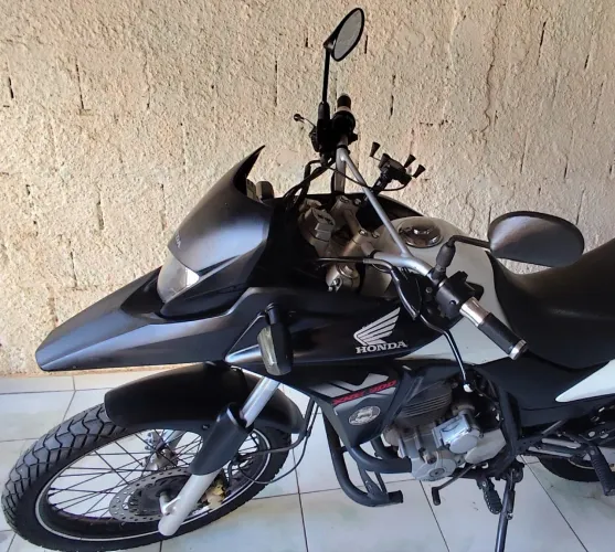 HONDA XRE 300 - ANO 2015