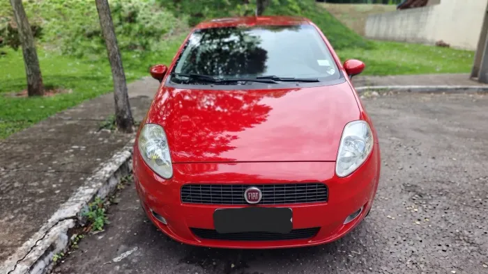 Fiat Punto Attractive 1.4 Fire Flex 8V 5P 2011