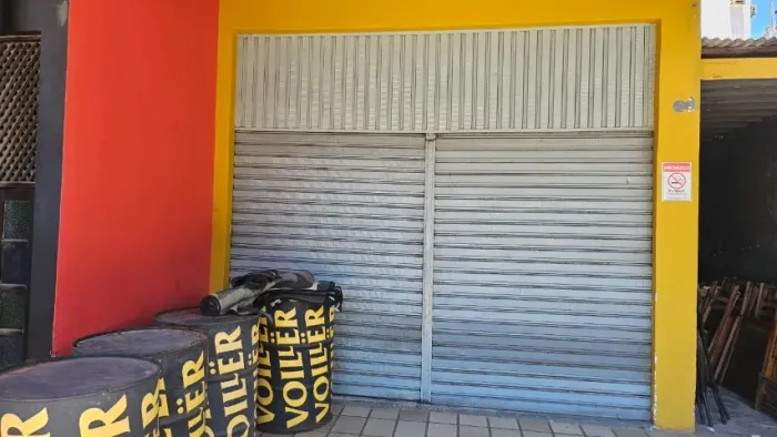 Porta de rolo dupla