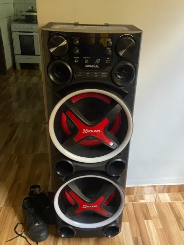 Caixa De Som Torre Mondial Torre TM-2200 2200W Bluetooth