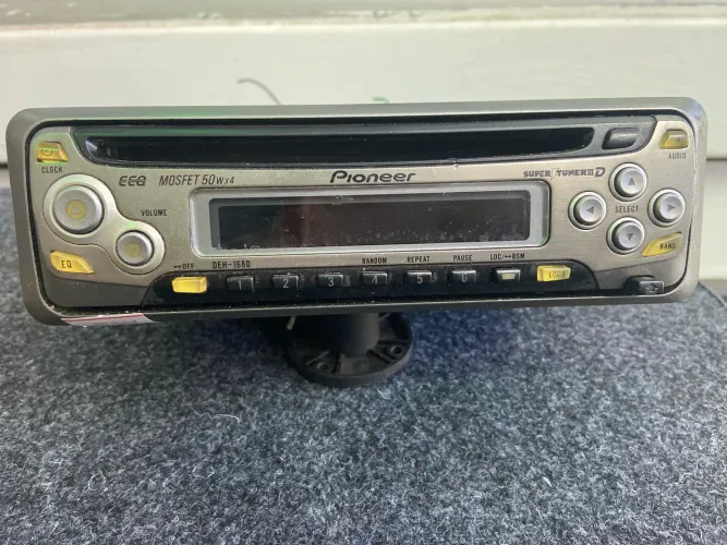 Rádio Pioneer 