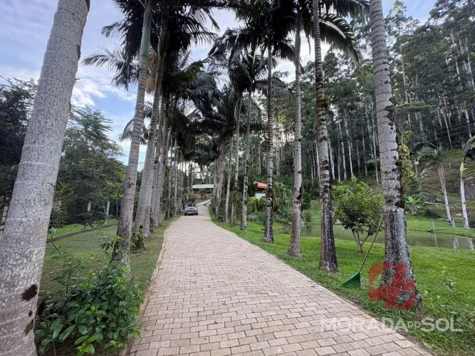 Chácara à Venda em Papagaios, Canelinha: 2 Quartos, 70m²