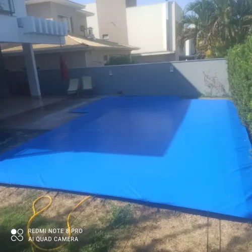 Capa de piscina