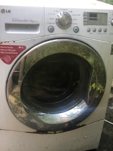 Lava e seca LG