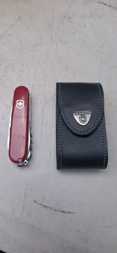 Canivete victorinox com bainha de couro