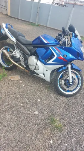 Vendo gsx 650f 2009 Aceito troca por carro