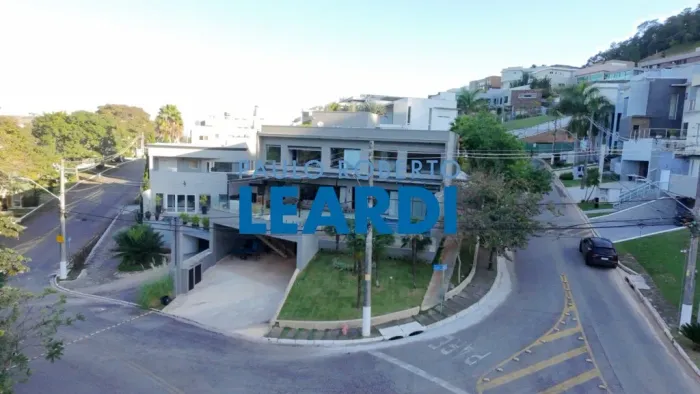 CASA EM CONDOMÍNIO - TAMBORÉ - SP