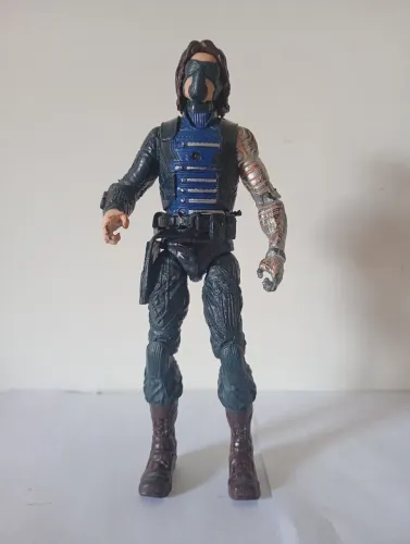 Marvel - Boneco Bucky Barnes - Soldado Invernal