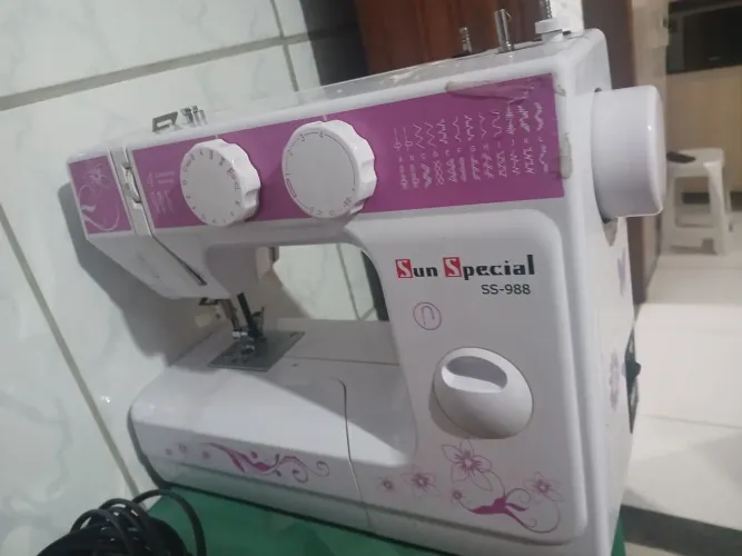 MAQUINA DE COSTURA SS-988