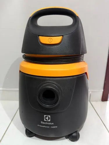 Aspirador de pó e água Electrolux acquapower 1400w