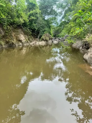 Vende se chácara na margem do rio gameleira