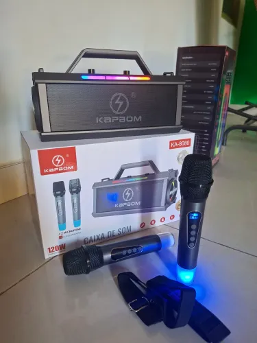 Caixa de som Bluetooth com 2 microfones sem fio