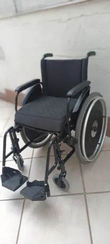 Cadeira de rodas 