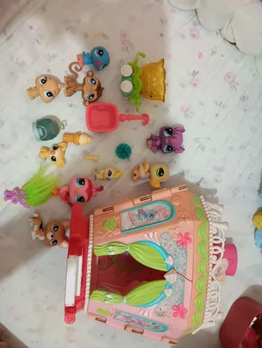 LPS |Littlest pet shop| Lote pet,casinha e acessórios 
