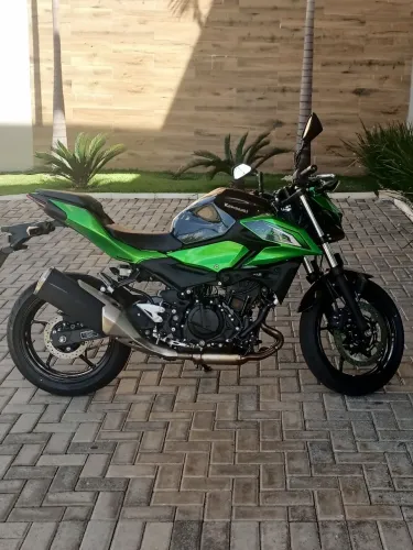 Z 500 2026/2026 Moto zera acabei de pegar pneus ainda com as listas originais 