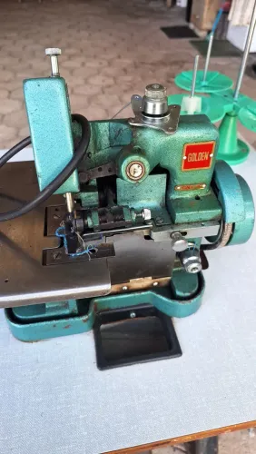 Maquina de costura Overlok