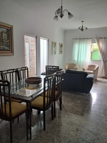 VENDO MARAVILHOSA CASA COND. JARDIM I, BELÉM 