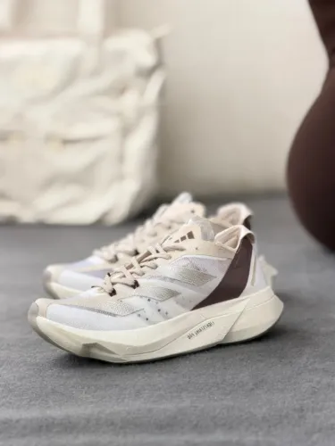 Tênis Feminino Importado Adidas Adizero Adios Pro 3 Cor: Off/Café Disponível 34 AO 39