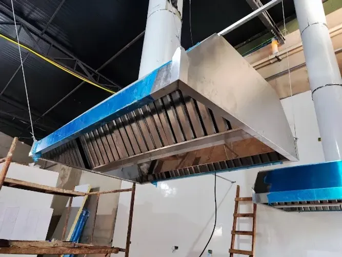 Coifa Inox Centro 3,00m Filtro Inercial Linha Profissional