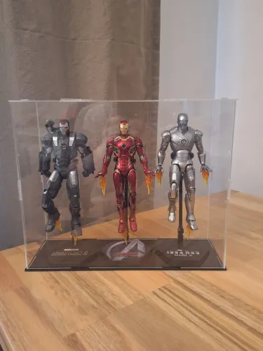 Iron Man (3 figures) com caixa e acessórios