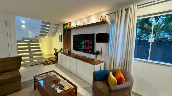 Vargem Pequena | Casa de Condomínio 3 quartos, sendo 1 suite
