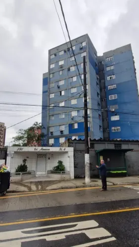 Imóvel para aluguel com 52 metros quadrados com 2 quartos em Saboó - Santos - SP