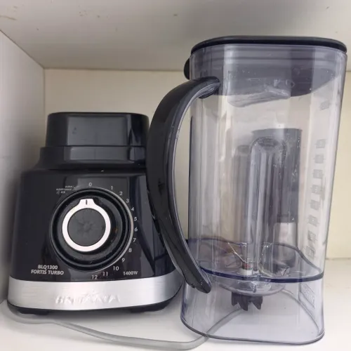Liquidificador Britânia 1400W 3.2L