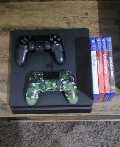 Ps4 slim 1tb