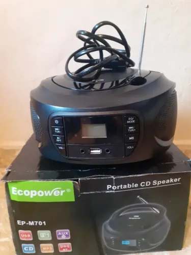 Rádio toca CD portátil