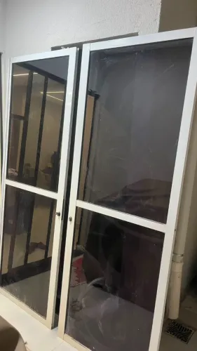 Porta de Correr em Alumínio e Vidro 150cm (Sem portal)