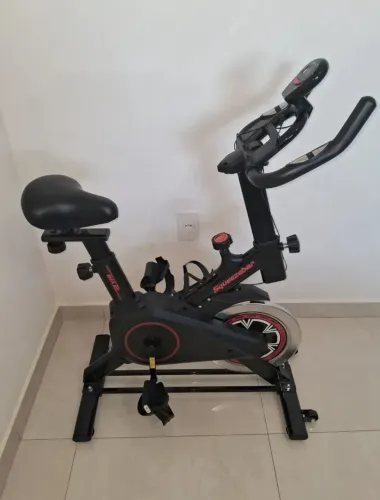 Bicicleta ergométrica spinning