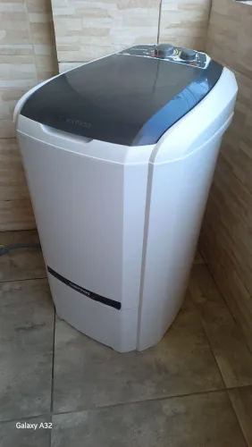 Tanquinho Colomarq (20 kilos)127 volts.