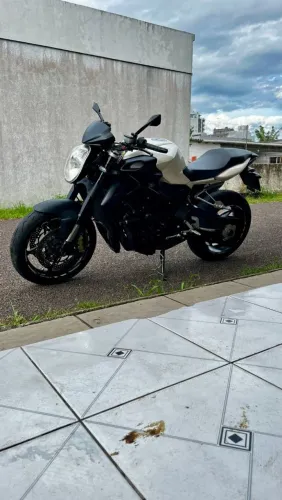 Mv Agusta Brutale 1090r