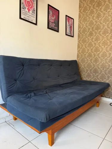 Sofá-Cama Futon 3 Lugares em Madeira
