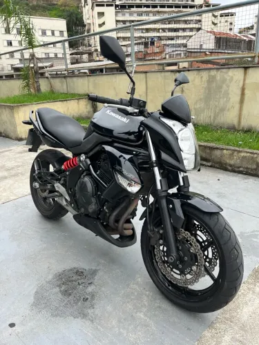 KAWASAKI ER6N 2011