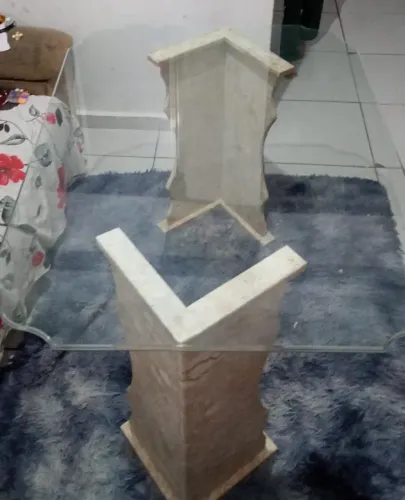 Mesa vidro mais solitário ambos pés de granito 