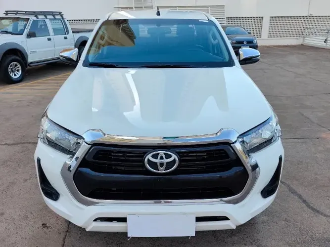Toyota Hilux CD SRV 4X4 2.8 TDI Diesel Aut. 2022