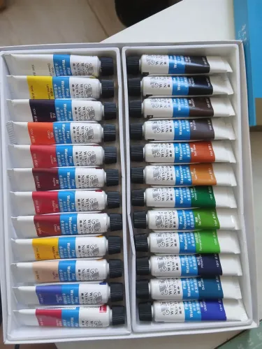 Materiais para aquarela/caligrafia