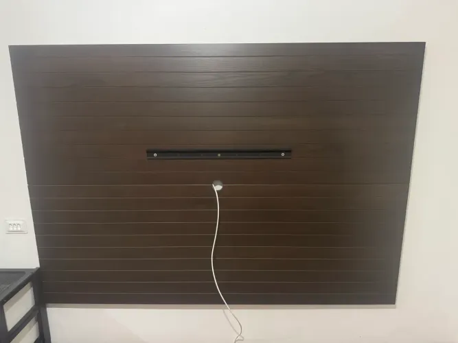 Rack com painel ripado