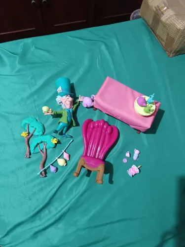 Playset boneca Alice no país das maravilhas 