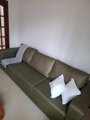 Vendo um sofá grande