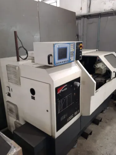 VENDO -SE TORNO CNC NARDINI  LOGIC 195  ANO 2010
