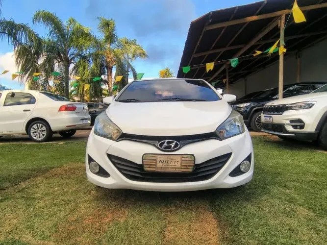 Hyundai HB20S C.style/c.plus1.6 Flex 16V Aut. 4P 2015