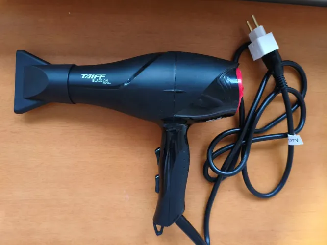 Secador de cabelo Taiff Black íon