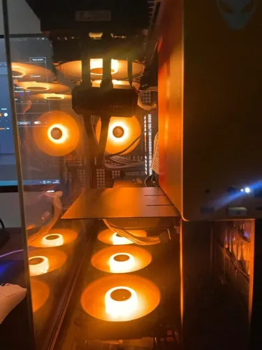 PC Gamer Ryzen 7 7800X3D 32GB DDR5 Monitor Gamer Alienware 27" QHD