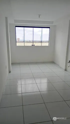 Apartamento com 3 dormitórios para alugar, 63 m² por R$ 1.700,00/mês - Santa Rosa - Campin